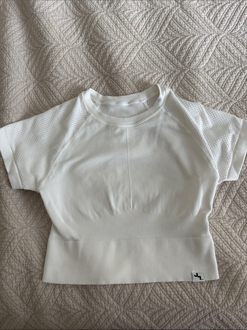 JoyLab White Short Sleeve Ribbed Crop Tee